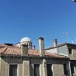 Ca Foscarini 1 *